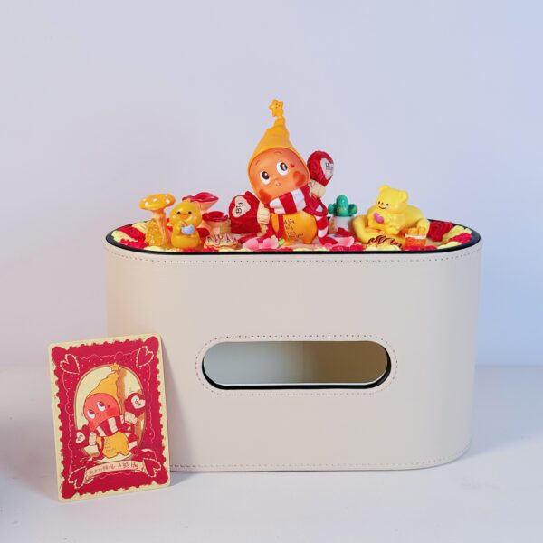 🧻 รายละเอียดสินค้า: กล่องใส่กระดาษทิชชูหุ้มหนัง – ตกแต่งลาย Arttoy Twinkle Twinkle (ของแท้จาก POP MART) - Ảnh 3